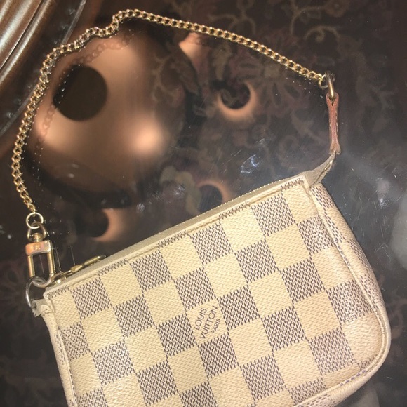 Louis Vuitton Handbags - Authentic Louis Vuitton Mini Pochette